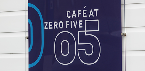 Cafe zero five logo