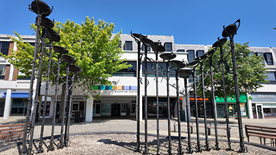 Photo of the Tipping Scales outside of the Fareham Shopping Centre