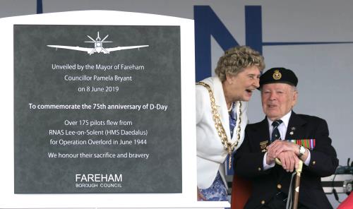 Veteran Stanley Richardson unveils a special plaque to mark the occasion with the Mayor of Fareham Cllr Pamela Bryant 