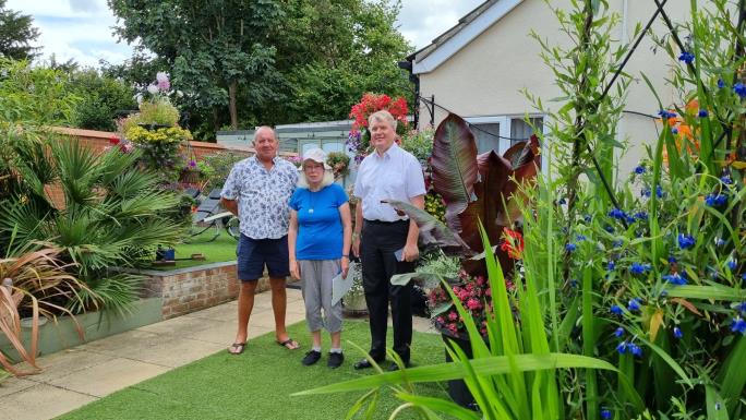 Best Garden Runner Up