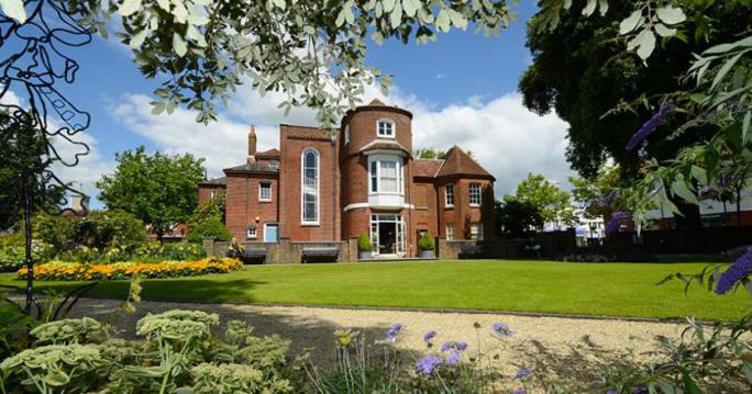 Westbury Manor Museum