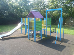 Laurel Gardens play area