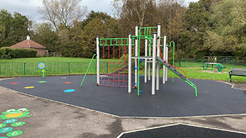 Metcalfe Avenue play area