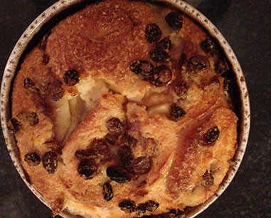 Picture of doughnut version of bread and butter pudding