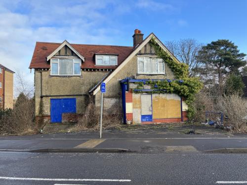 Former Threshers store on Botley Road