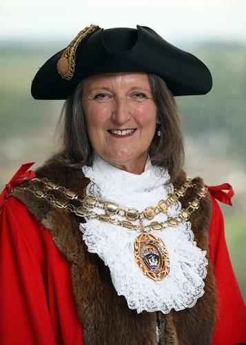 Mayor of Fareham Cllr Tina Ellis